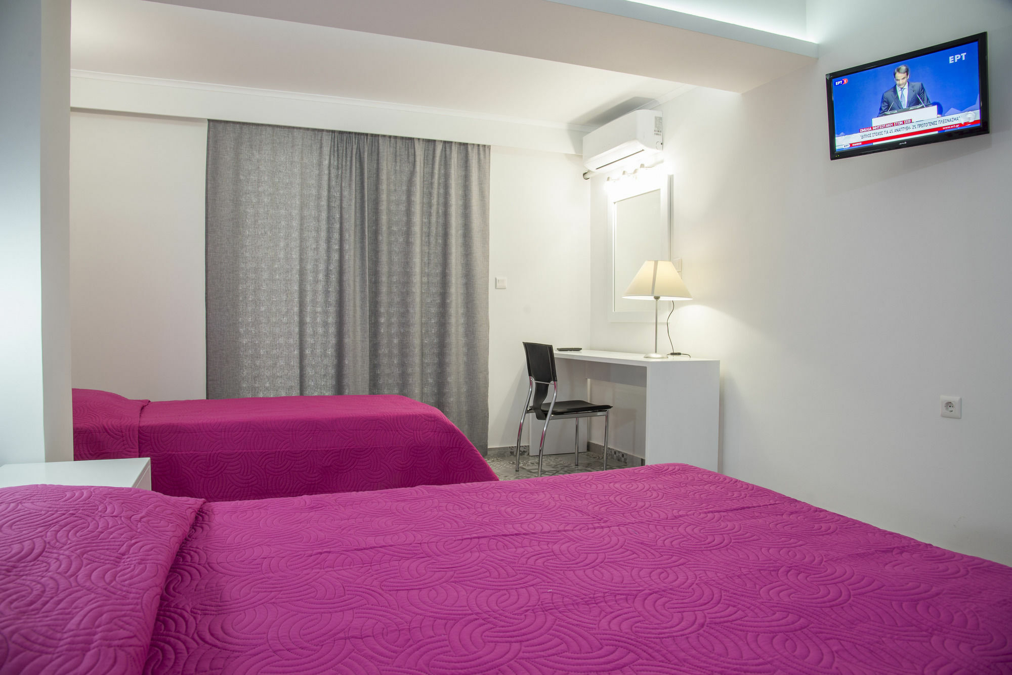 Byron Apartments Tigkaki  Ngoại thất bức ảnh